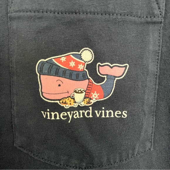 Vineyard Vines BOYS (16) Christmas Hot Chocolate Crewneck Longsleeve Pocket Tee - Picture 3 of 5